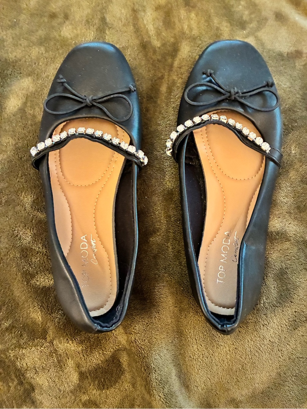 TOP Moda Black Rhinestone Strap Ballet Flats